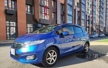 Honda Fit III, 2018 год, 1 300 000 рублей, 3 фотография