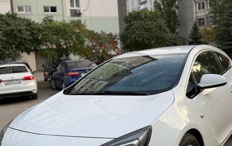 Opel Astra J, 2013 год, 825 000 рублей, 3 фотография