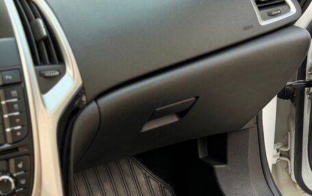 Opel Astra J, 2013 год, 825 000 рублей, 21 фотография
