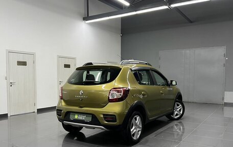 Renault Sandero II рестайлинг, 2018 год, 1 070 000 рублей, 2 фотография