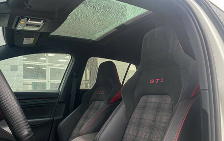 Volkswagen Golf GTI, 2021 год, 2 780 000 рублей, 7 фотография