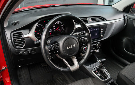 KIA Rio IV, 2022 год, 1 720 000 рублей, 11 фотография
