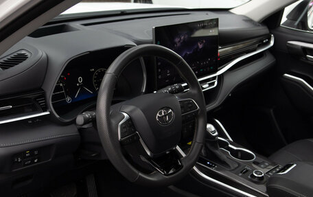 Toyota Highlander, 2026 год, 5 098 000 рублей, 12 фотография