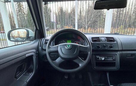 Skoda Fabia II, 2011 год, 449 000 рублей, 11 фотография