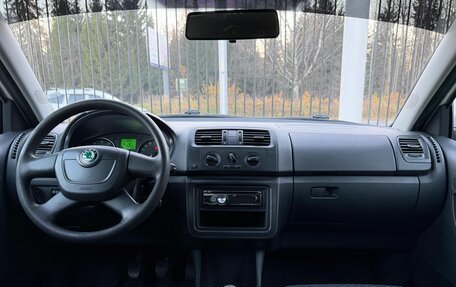 Skoda Fabia II, 2011 год, 449 000 рублей, 10 фотография