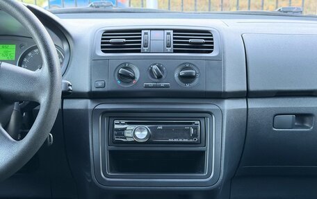 Skoda Fabia II, 2011 год, 449 000 рублей, 18 фотография