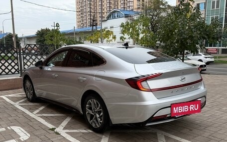 Hyundai Sonata VIII, 2021 год, 2 090 000 рублей, 3 фотография