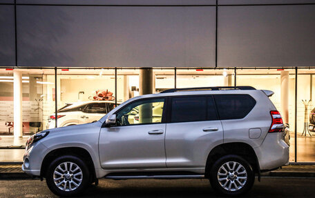 Toyota Land Cruiser Prado 150 рестайлинг, 2015 год, 3 194 000 рублей, 9 фотография