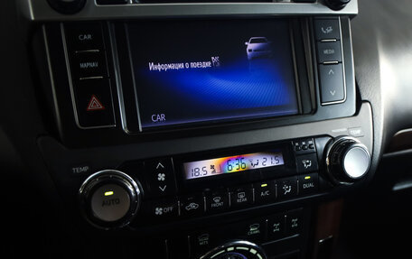 Toyota Land Cruiser Prado 150 рестайлинг, 2015 год, 3 194 000 рублей, 17 фотография