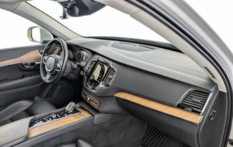 Volvo XC90 II рестайлинг, 2021 год, 4 400 000 рублей, 11 фотография