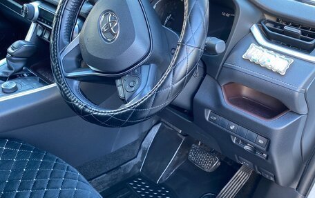Toyota RAV4, 2019 год, 3 500 000 рублей, 8 фотография