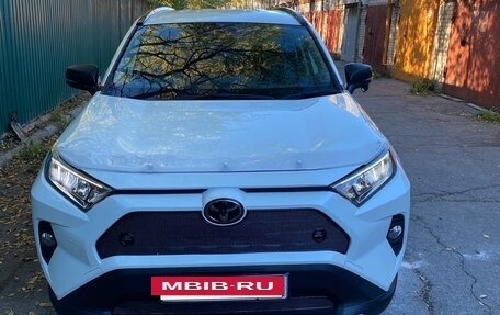 Toyota RAV4, 2019 год, 3 500 000 рублей, 7 фотография