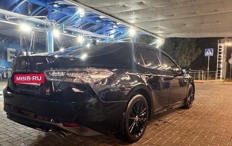 Toyota Camry, 2021 год, 3 000 000 рублей, 4 фотография