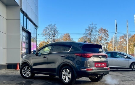 KIA Sportage IV рестайлинг, 2017 год, 1 615 000 рублей, 6 фотография