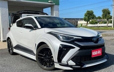 Toyota C-HR I рестайлинг, 2023 год, 1 735 000 рублей, 1 фотография