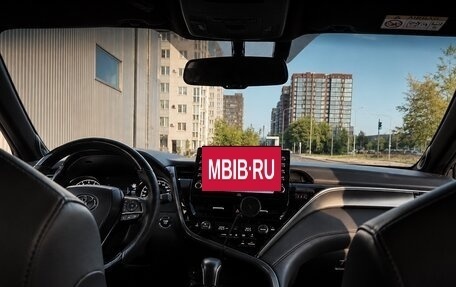 Toyota Camry, 2021 год, 3 000 000 рублей, 11 фотография