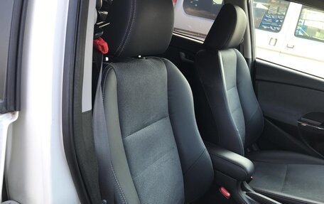Honda Insight II рестайлинг, 2014 год, 698 000 рублей, 20 фотография