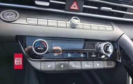 Hyundai Elantra, 2023 год, 1 400 000 рублей, 16 фотография