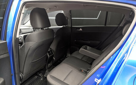 KIA Sportage IV рестайлинг, 2021 год, 2 650 000 рублей, 18 фотография