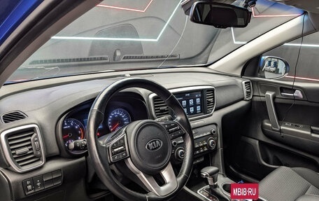 KIA Sportage IV рестайлинг, 2021 год, 2 650 000 рублей, 15 фотография