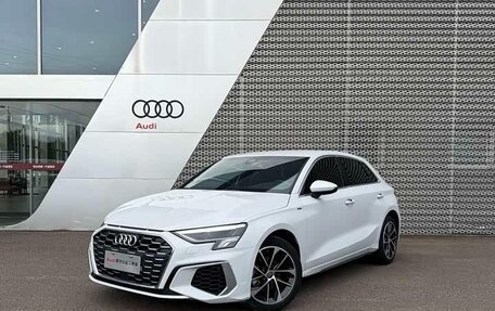 Audi A3, 2022 год, 1 750 000 рублей, 2 фотография
