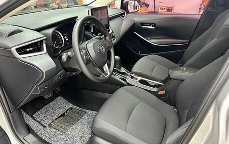 Toyota Corolla, 2022 год, 1 830 000 рублей, 2 фотография