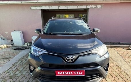 Toyota RAV4, 2018 год, 1 900 000 рублей, 1 фотография