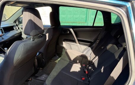 Toyota RAV4, 2018 год, 1 900 000 рублей, 8 фотография