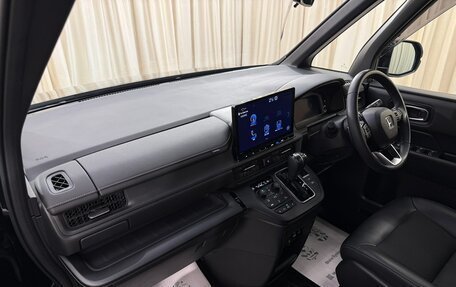 Honda Stepwgn IV рестайлинг, 2022 год, 3 199 999 рублей, 13 фотография