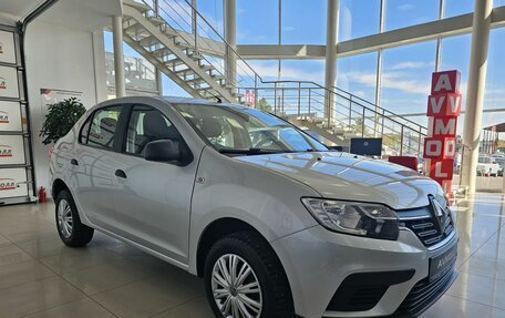 Renault Logan II, 2018 год, 1 099 000 рублей, 5 фотография