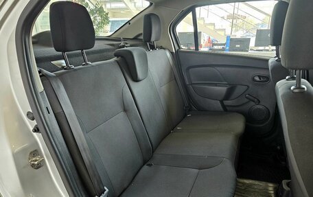 Renault Logan II, 2018 год, 1 099 000 рублей, 16 фотография