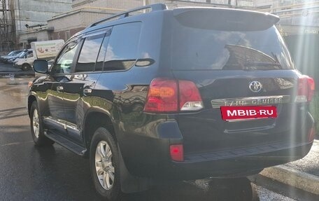 Toyota Land Cruiser 200, 2014 год, 3 999 999 рублей, 5 фотография