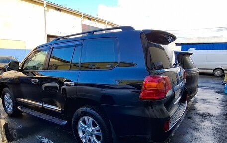 Toyota Land Cruiser 200, 2014 год, 3 999 999 рублей, 26 фотография