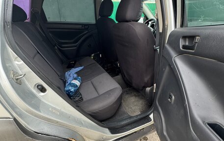 Pontiac Vibe II, 2003 год, 170 000 рублей, 12 фотография