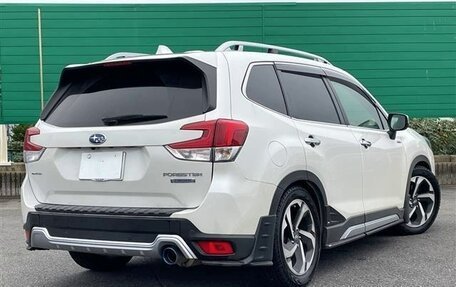 Subaru Forester, 2023 год, 2 410 000 рублей, 3 фотография