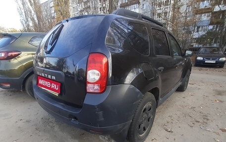 Renault Duster I рестайлинг, 2015 год, 425 000 рублей, 1 фотография