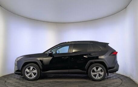 Toyota RAV4, 2021 год, 3 350 000 рублей, 8 фотография