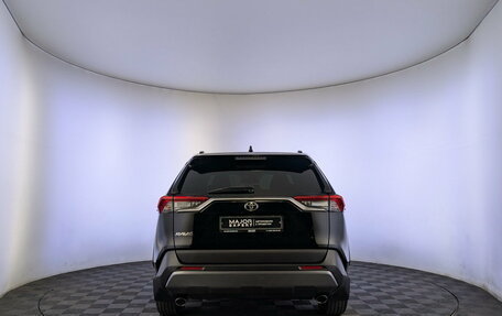 Toyota RAV4, 2021 год, 3 350 000 рублей, 6 фотография
