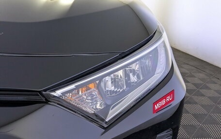 Toyota RAV4, 2021 год, 3 350 000 рублей, 13 фотография