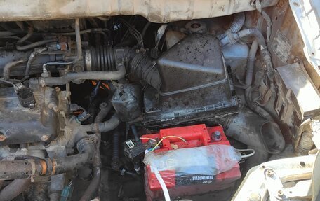 Nissan Serena II, 2003 год, 160 000 рублей, 2 фотография