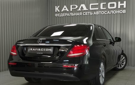 Mercedes-Benz E-Класс, 2019 год, 2 010 000 рублей, 2 фотография