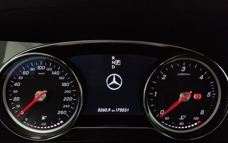 Mercedes-Benz E-Класс, 2019 год, 2 010 000 рублей, 11 фотография