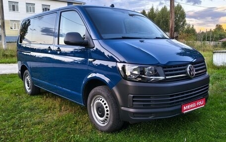 Volkswagen Caravelle T6 рестайлинг, 2019 год, 4 500 000 рублей, 1 фотография