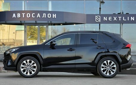 Toyota RAV4, 2020 год, 3 690 000 рублей, 2 фотография