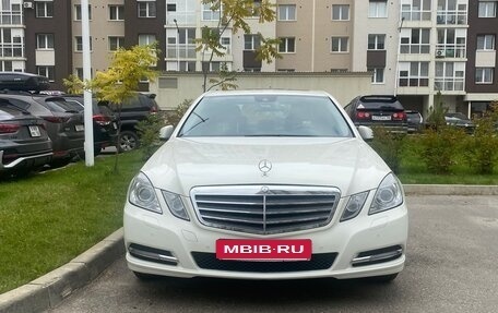 Mercedes-Benz E-Класс, 2012 год, 2 050 000 рублей, 4 фотография