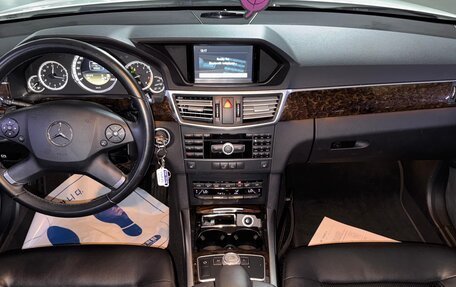 Mercedes-Benz E-Класс, 2012 год, 2 050 000 рублей, 29 фотография