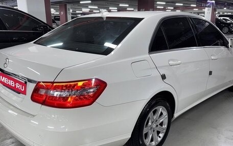 Mercedes-Benz E-Класс, 2012 год, 2 050 000 рублей, 19 фотография