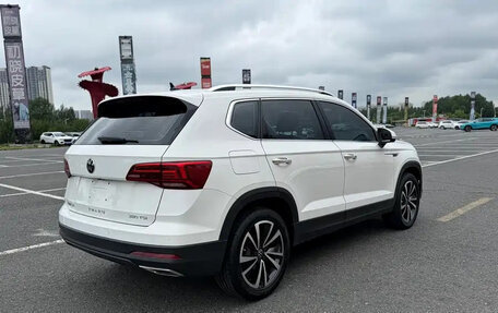Volkswagen Tharu, 2022 год, 1 450 000 рублей, 4 фотография