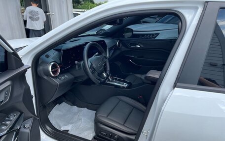 Chevrolet Trax, 2023 год, 1 575 000 рублей, 6 фотография