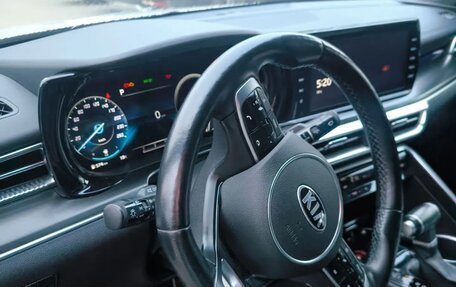 KIA K5, 2021 год, 2 950 000 рублей, 15 фотография